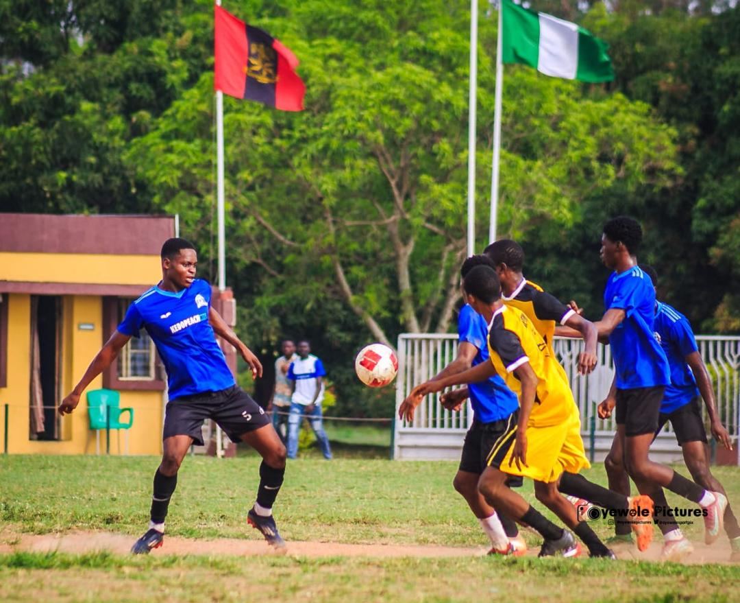KEDOPEACH player contesting the ball during a match